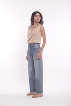 Carica l'immagine nel visualizzatore di Gallery, top in raso di viscosa con nodo - mimì muà - beige