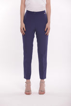 Carica l'immagine nel visualizzatore di Gallery, pantalone sigaretta con cinturino in tessuto tecnico - mimì muà - 2025