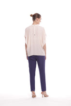 Carica l'immagine nel visualizzatore di Gallery, pantalone sigaretta con elastico dietro in tessuto tecnico - mimì muà - blu inchiostro 2025