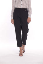 Carica l'immagine nel visualizzatore di Gallery, pantalone palloncino elastico dietro in tessuto tecnico - mimì muà - nero 2025