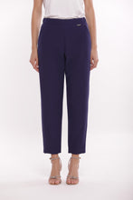 Carica l'immagine nel visualizzatore di Gallery, pantalone sigaretta con elastico dietro in tessuto tecnico - mimì muà - blu inchiostro 2025