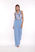 Carica l'immagine nel visualizzatore di Gallery, pantalone palazzo in tessuto tecnico - mimì muà - celeste 2025
