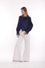 Carica l'immagine nel visualizzatore di Gallery, trench cropped in gabardina - mimì muà - blu