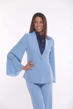 Carica l'immagine nel visualizzatore di Gallery, giacca in tessuto tecnico con maniche in georgette - mimì muà - celeste