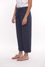 Carica l'immagine nel visualizzatore di Gallery, pantalone wide leg in gabardina - mimì muà - blu 2025