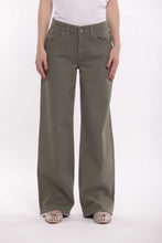 Carica l'immagine nel visualizzatore di Gallery, pantalone palazzo in bull - mimì muà - verde salvia 2025