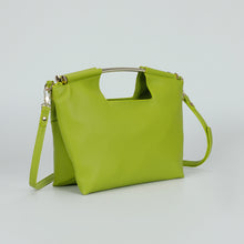 Carica l'immagine nel visualizzatore di Gallery, borsa a mano con manico in metallo - mimì muà - salvia
