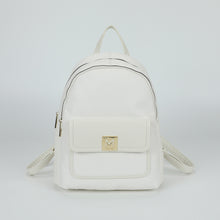 Carica l'immagine nel visualizzatore di Gallery, zaino con patta liscia - mimì muà - bianco