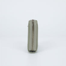 Carica l'immagine nel visualizzatore di Gallery, portafoglio medio con cuore - mimì muà - verde militare