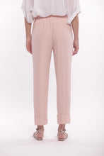 Carica l'immagine nel visualizzatore di Gallery, pantalone cropped con elastico dietro in cadì - mimì muà - cipria