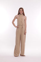 Carica l'immagine nel visualizzatore di Gallery, tuta in simil lino - mimì muà - cammello 2025