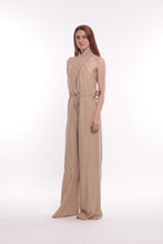 Carica l'immagine nel visualizzatore di Gallery, tuta in simil lino - mimì muà - cammello 2025