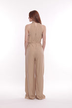 Carica l'immagine nel visualizzatore di Gallery, tuta in simil lino - mimì muà - cammello 2025