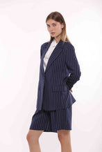 Carica l'immagine nel visualizzatore di Gallery, giacca lunga in gessato blu bianco - mimì muà