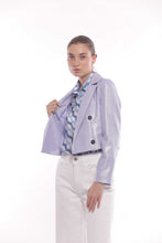 Carica l'immagine nel visualizzatore di Gallery, giacca cropped laminata - mimì muà - lilla