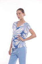 Carica l'immagine nel visualizzatore di Gallery, blusa scollo a V fantasia - mimì muà - bianco azzurro
