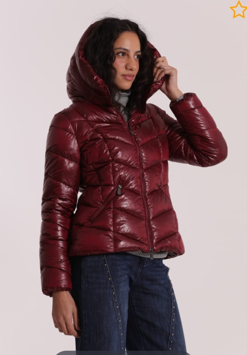 piumino corto con motivo a v - mimì muà - burgundy