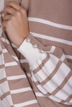 Carica l&#39;immagine nel visualizzatore di Gallery, maglia a lupetto bicolor a righe - mimì muà - panna cammello
