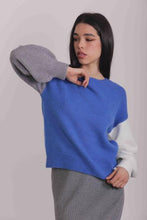 Carica l&#39;immagine nel visualizzatore di Gallery, maglia scollo tondo con maniche colorate - mimì muà - bluette
