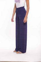 Carica l&#39;immagine nel visualizzatore di Gallery, pantalone palazzo in maglia crochet - mimì m 2025uà - blu
