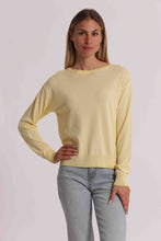 Carica l'immagine nel visualizzatore di Gallery, maglia a maniche lunghe con dettagli in lurex - mimì muà - giallo chiaro
