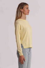 Carica l'immagine nel visualizzatore di Gallery, maglia a maniche lunghe con dettagli in lurex - mimì muà - giallo chiaro
