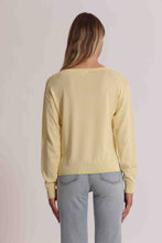 Carica l'immagine nel visualizzatore di Gallery, maglia a maniche lunghe con dettagli in lurex - mimì muà - giallo chiaro
