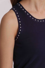 Carica l'immagine nel visualizzatore di Gallery, top in maglia con dettaglio tratteggiato  - mimì muà - blu
