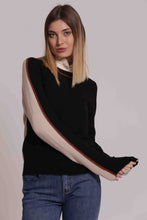 Carica l'immagine nel visualizzatore di Gallery, maglia scollo tondo con dettaglio bicolor - mimì muà - nero
