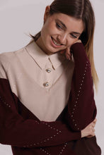Carica l'immagine nel visualizzatore di Gallery, maglia scollo a v con gioco di rombi - mimì muà - beige chiaro
