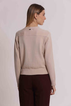 Carica l'immagine nel visualizzatore di Gallery, maglia cardigan con tasche - mimì muà - beige chiaro
