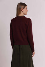 Carica l'immagine nel visualizzatore di Gallery, maglia cardigan con tasche - mimì muà - prugna
