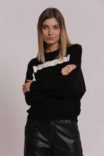 Carica l'immagine nel visualizzatore di Gallery, maglia scollo tondo con dettaglio traccia - mimì muà - nero
