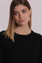 Carica l'immagine nel visualizzatore di Gallery, maglia con strass e collo removibile  - mimì muà -  nero
