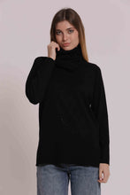 Carica l'immagine nel visualizzatore di Gallery, maglia con strass e collo removibile  - mimì muà -  nero
