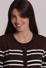 Carica l'immagine nel visualizzatore di Gallery, maglia cardigan a righe con dettaglio perle - mimì muà - moro
