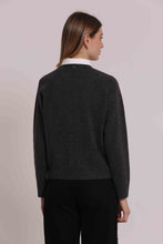 Carica l'immagine nel visualizzatore di Gallery, maglia con finta camicia  - mimì muà - grigio

