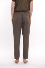 Carica l&#39;immagine nel visualizzatore di Gallery, pantalone con elastico in vita in tencel - mimì muà - verde militare 2025
