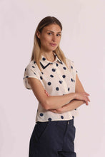 Carica l'immagine nel visualizzatore di Gallery, camicia maniche corte fantasia pois  - mimì muà - blu panna
