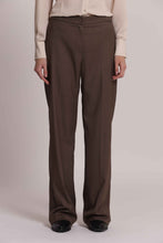 Carica l'immagine nel visualizzatore di Gallery, pantalone palazzo con elastico dietro - mimì muà - tortora
