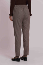Carica l'immagine nel visualizzatore di Gallery, pantalone sigaretta in pied de poule lurex  - mimì muà - bordeaux beige
