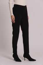 Carica l'immagine nel visualizzatore di Gallery, pantalone sigaretta con elastico dietro - mimì muà - nero
