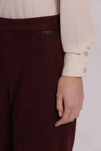 Carica l'immagine nel visualizzatore di Gallery, pantalone dritto in jersey effetto camoscio  - mimì muà - prugna
