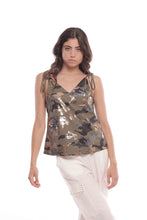 Carica l&#39;immagine nel visualizzatore di Gallery, top con motivo militare n paillettes - mimì muà - verde militare
