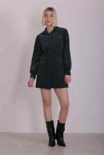 Carica l&#39;immagine nel visualizzatore di Gallery, abito corto con tasche effetto velluto millerighe - mimì muà - verde malachite
