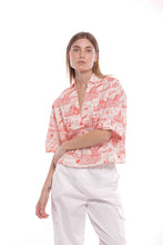 Carica l&#39;immagine nel visualizzatore di Gallery, camicia cropped fantasia love italy  - mimì muà - panna  rosso
