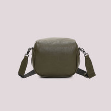 Carica l'immagine nel visualizzatore di Gallery, borsa marsupio con tracolla logata - mimì muà - verde militare
