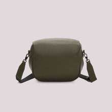 Carica l'immagine nel visualizzatore di Gallery, borsa marsupio grande con tracolla logata - mimì muà - verde militare
