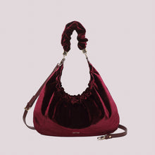 Carica l'immagine nel visualizzatore di Gallery, borsa a sacca in velluto - mimì muà -  bordeaux
