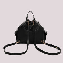 Carica l'immagine nel visualizzatore di Gallery, zaino con tasche  - mimì muà -  nero
